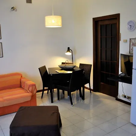 Ferienhaus Newly Renovated Holiday With Scenic Hill-view