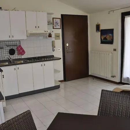 Newly Renovated Holiday With Scenic Hill-view * Lazise