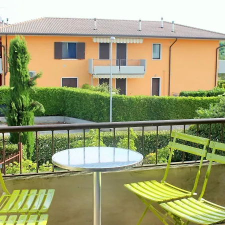 Newly Renovated Holiday With Scenic Hill-view Ferienhaus Lazise