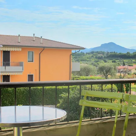 Ferienhaus Newly Renovated Holiday With Scenic Hill-view